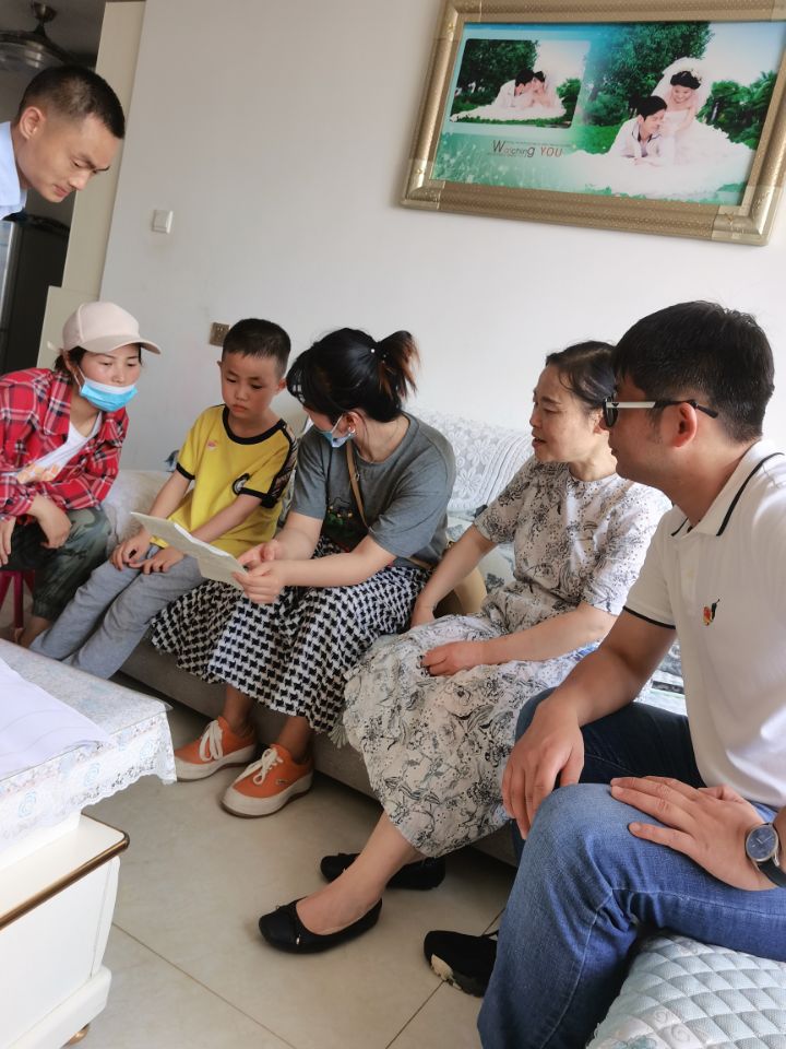 和平小学花冲分校 心灵碰撞 五项管理在家访路上延伸 安徽生活网教育频道